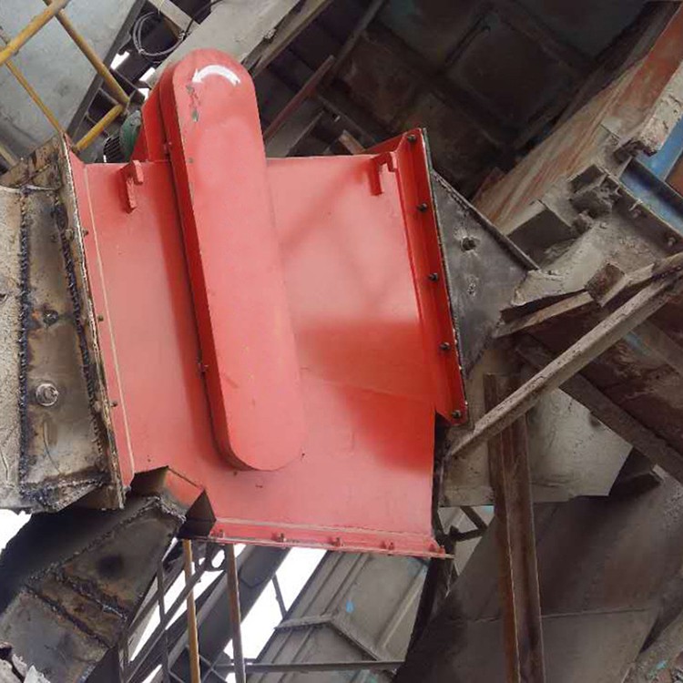 8958737209_1953933132